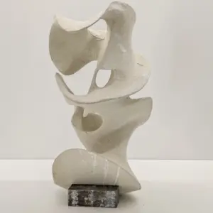 Escultura abstracta blanca para hoteles y espacios profesionales
