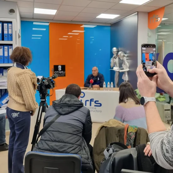 rueda-de-prensa.webp